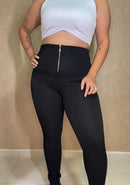 Calça Canelada 3D Com Ziper 